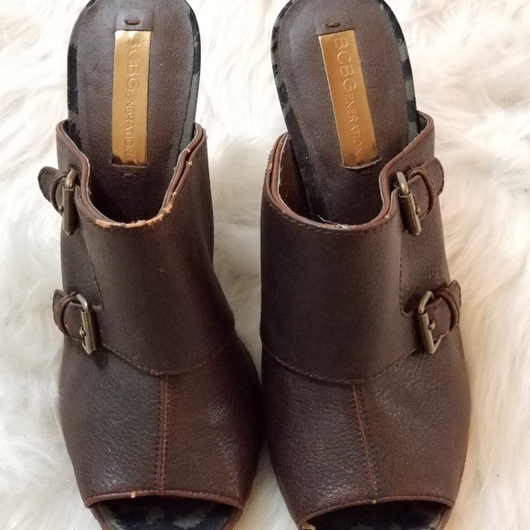 BCBG Brown Peep Toe Mules - Picture 6 of 6